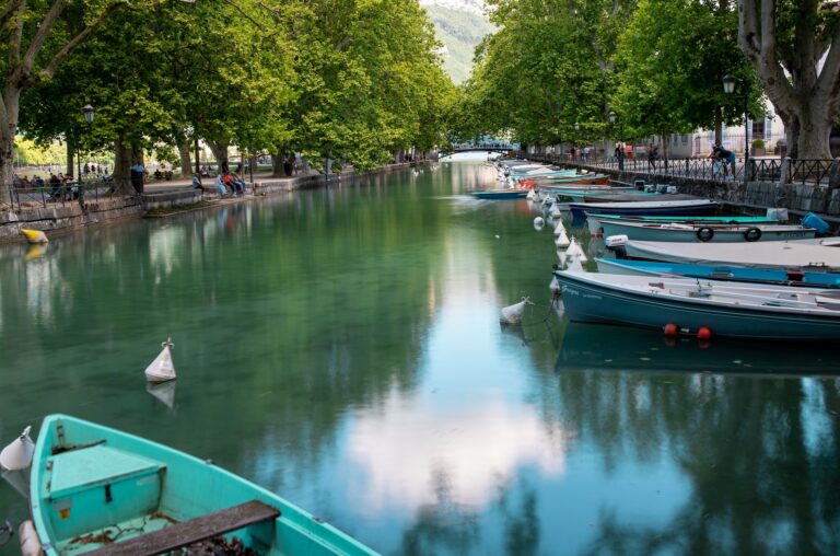 Romance à Annecy, la Venise des Alpes